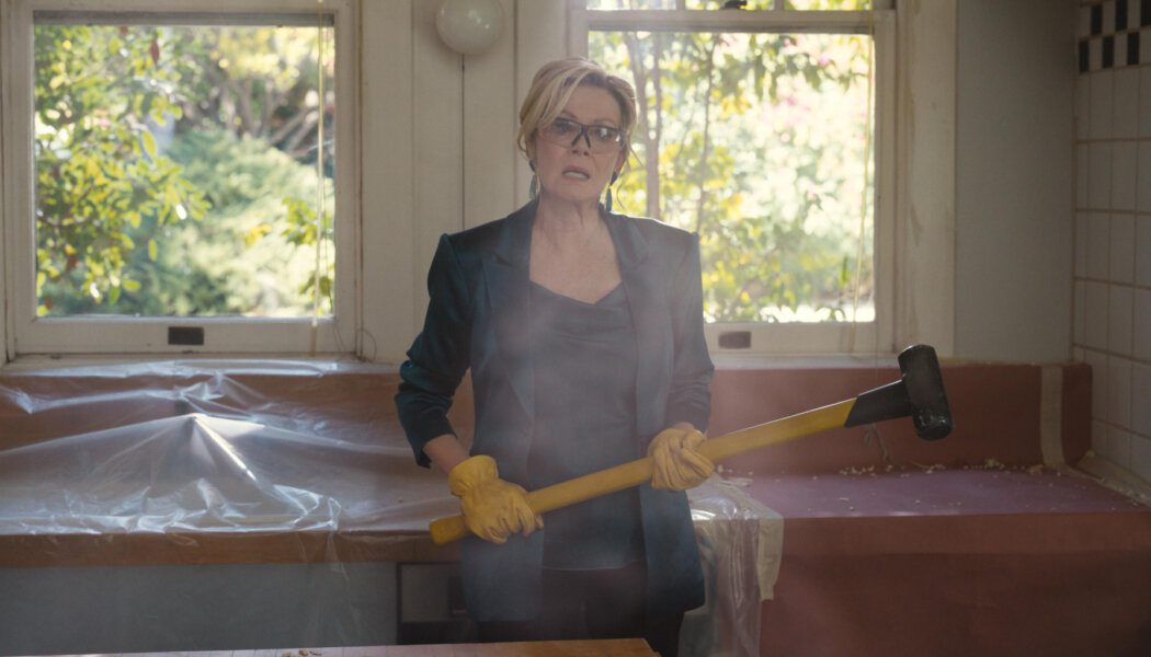 Deborah Vance is the power dyke we deserve