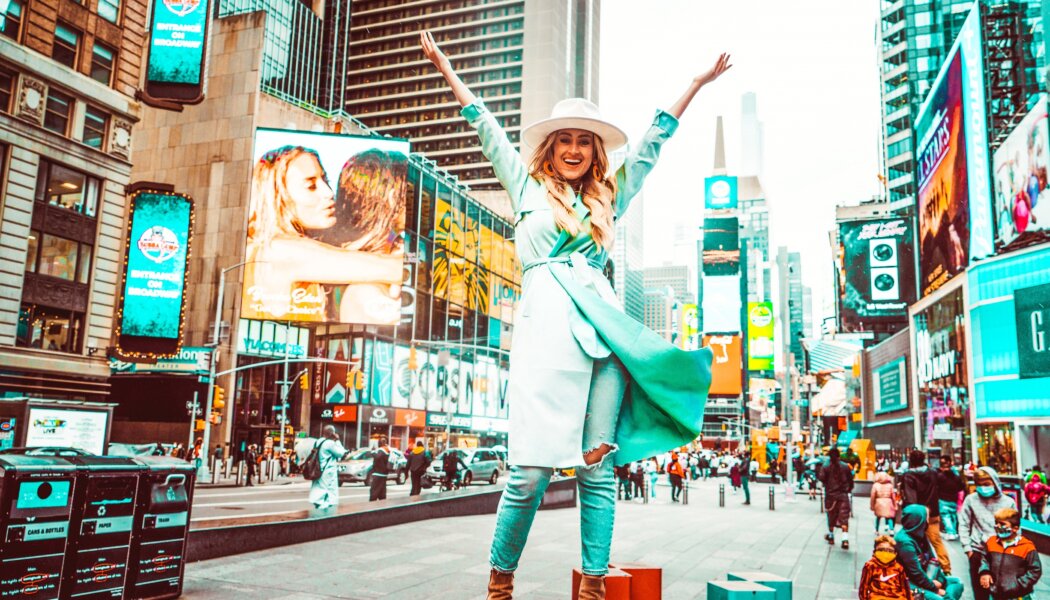 After years in the closet, country singer Brooke Eden lets her truth shine through her music