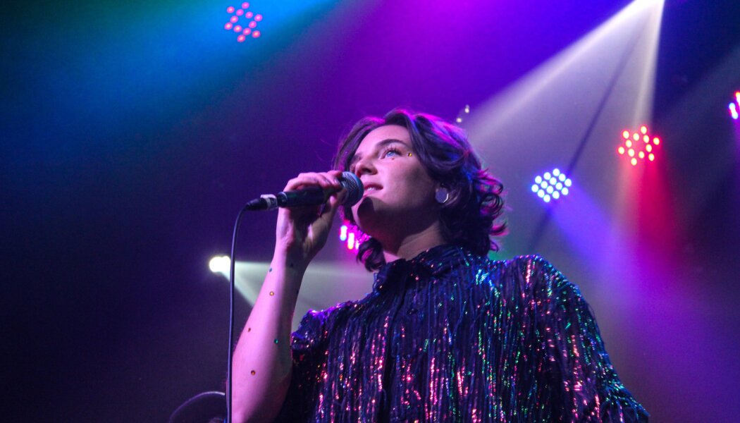 Sammy Rae wants you to be their friend. Seriously