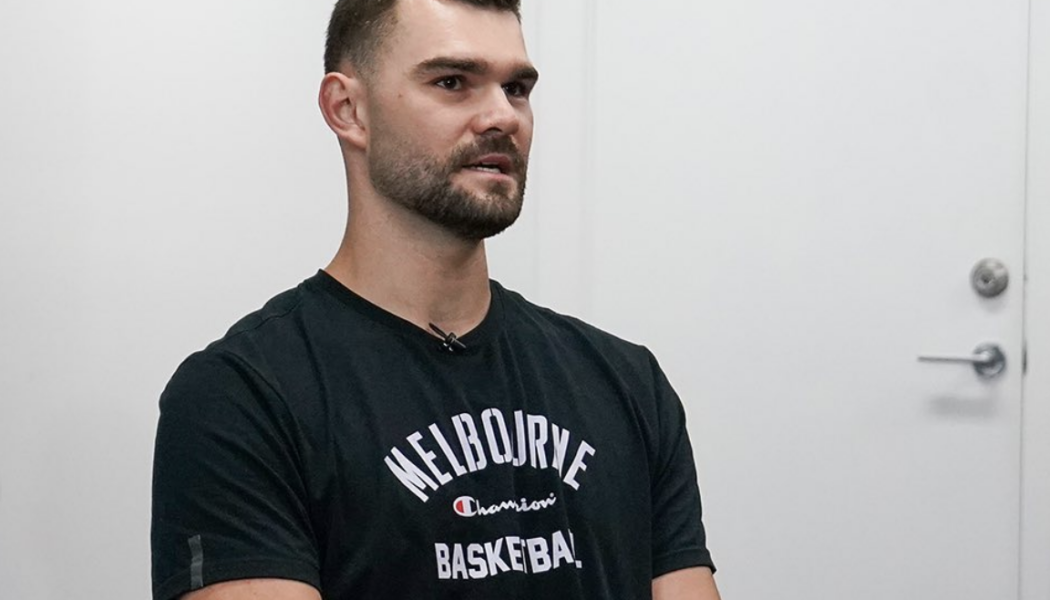 Watch this pro basketball player come out to his teammates in emotional locker room speech